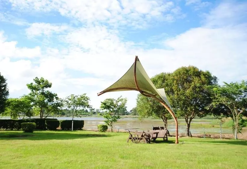 Phutarafah Resort