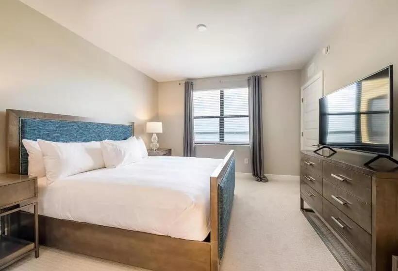 Siena At Bella Collina