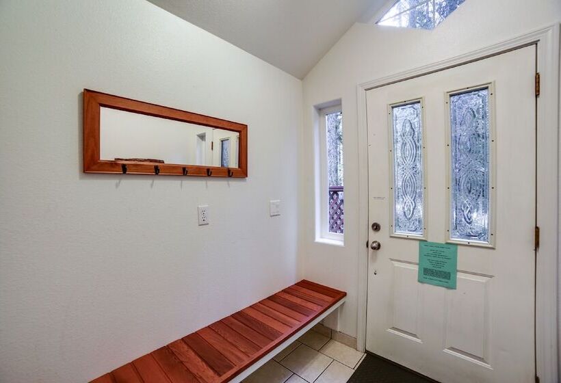 16gs   Hot Tub   Bbq   Pets Ok   Sleeps 2