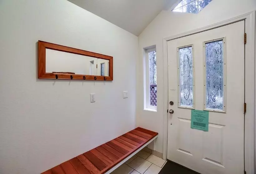 16gs   Hot Tub   Bbq   Pets Ok   Sleeps 2