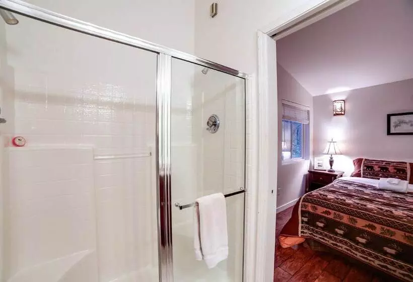 16gs   Hot Tub   Bbq   Pets Ok   Sleeps 2