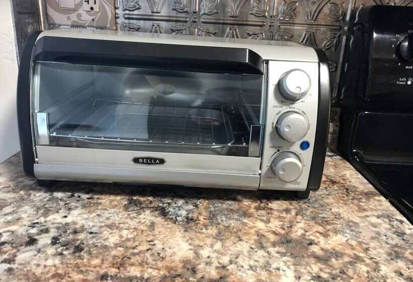 6150 Sandcrest · New! Walk To Universal. Sleep 9. Near Disney