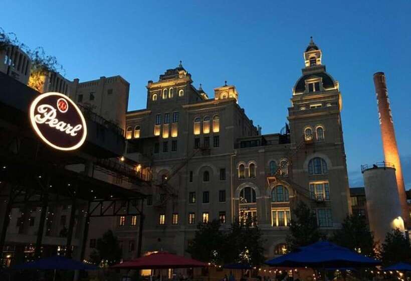 Cozy Guesthouse Near Downtown