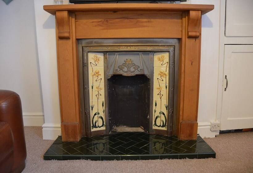 Harbour View Cottage