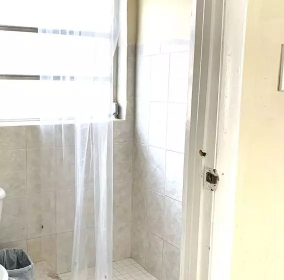 Hostel Brazilian   Calle Ocho