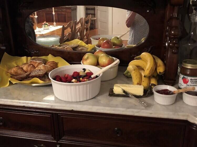 Love Lane Bed & Breakfast