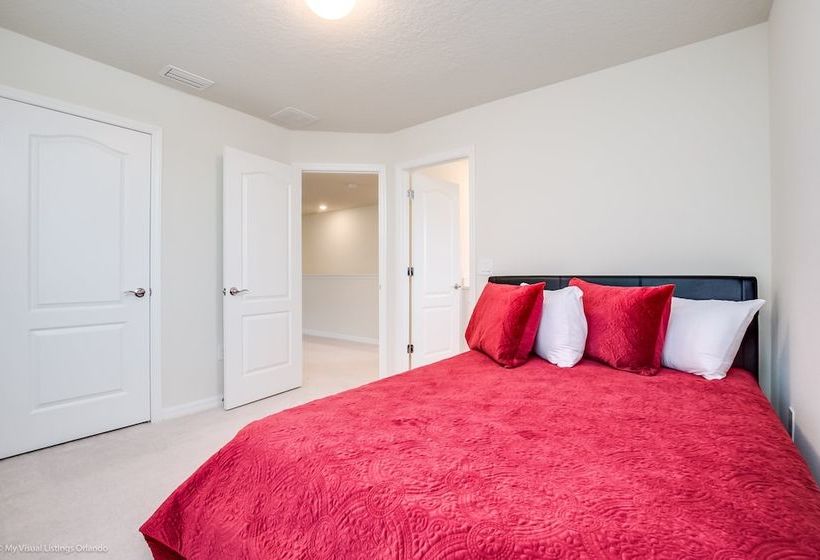 Misty Oak Circle Villa Solterra