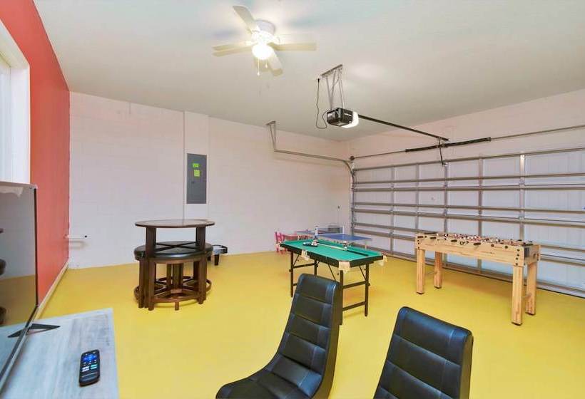 Misty Oak Circle Villa Solterra