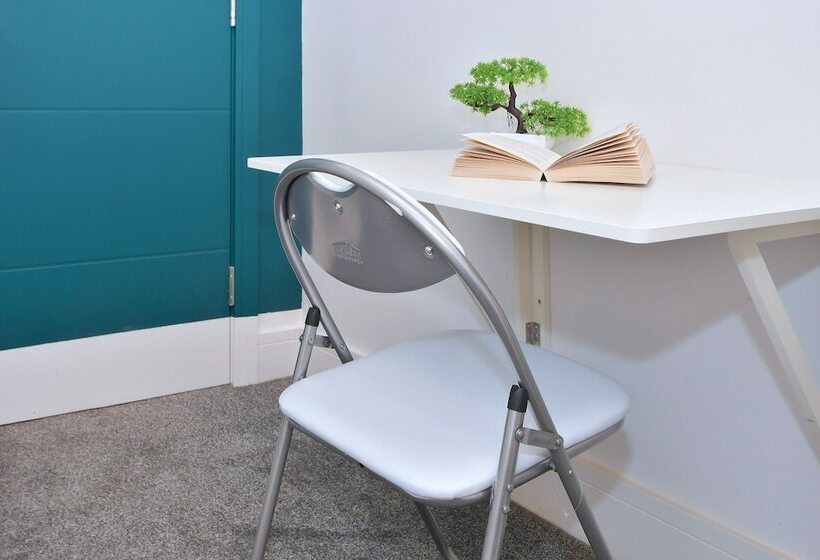 פנסיון Townhouse @ Henry Street Crewe