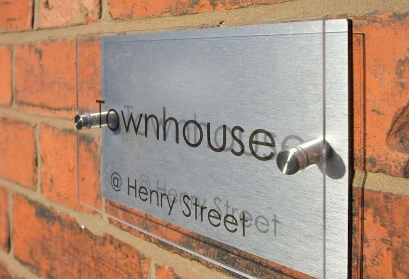 פנסיון Townhouse @ Henry Street Crewe