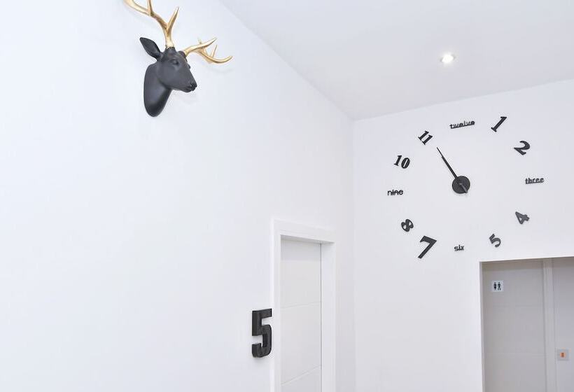 פנסיון Townhouse @ Henry Street Crewe