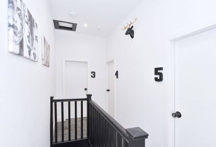 פנסיון Townhouse @ Henry Street Crewe