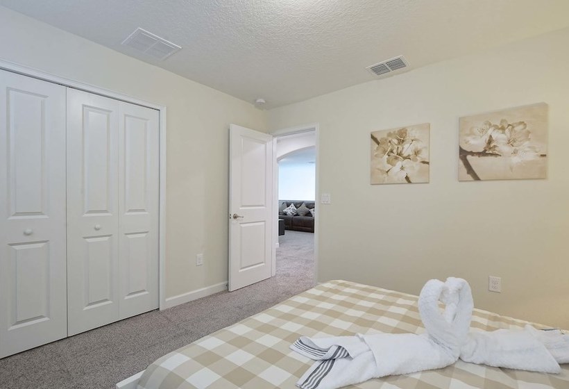 Solterra 5 Bedrooms House W/pool7037sr