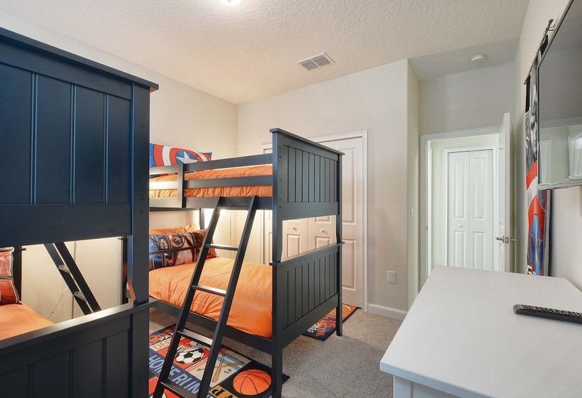 Solterra 5 Bedrooms House W/pool7037sr