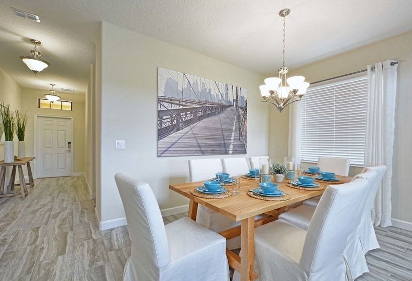 Solterra 5 Bedrooms House W/pool7037sr