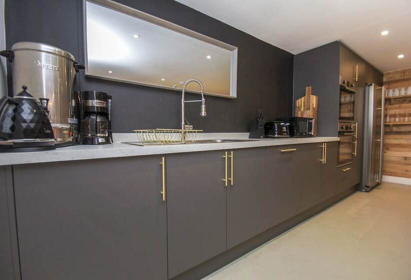 Steine House Central By Brighton Holiday Lets