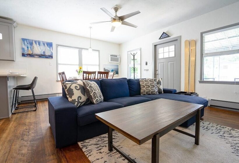 The Grand Berkley Experience Near Tennyson Street