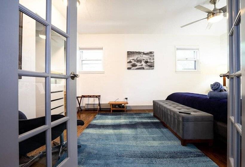 The Grand Berkley Experience Near Tennyson Street