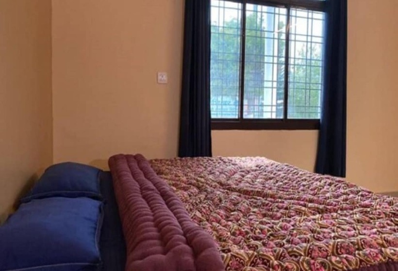 בית מלון כפרי Goroomgo Silver Tree Inn Bhimtal