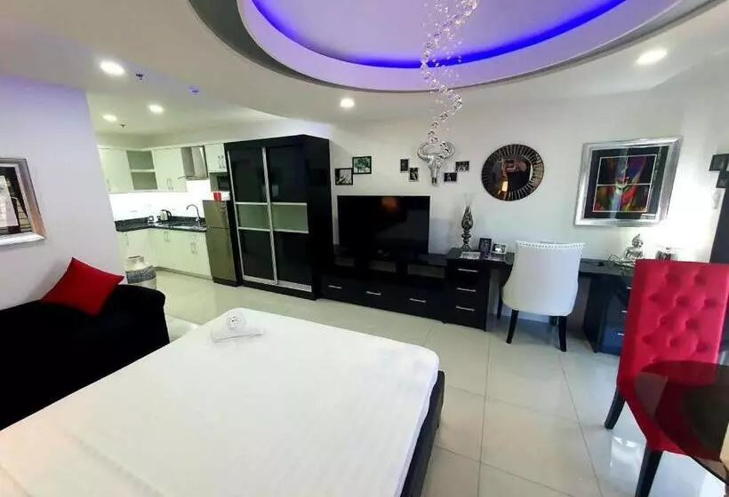 هتل Kandi Palace