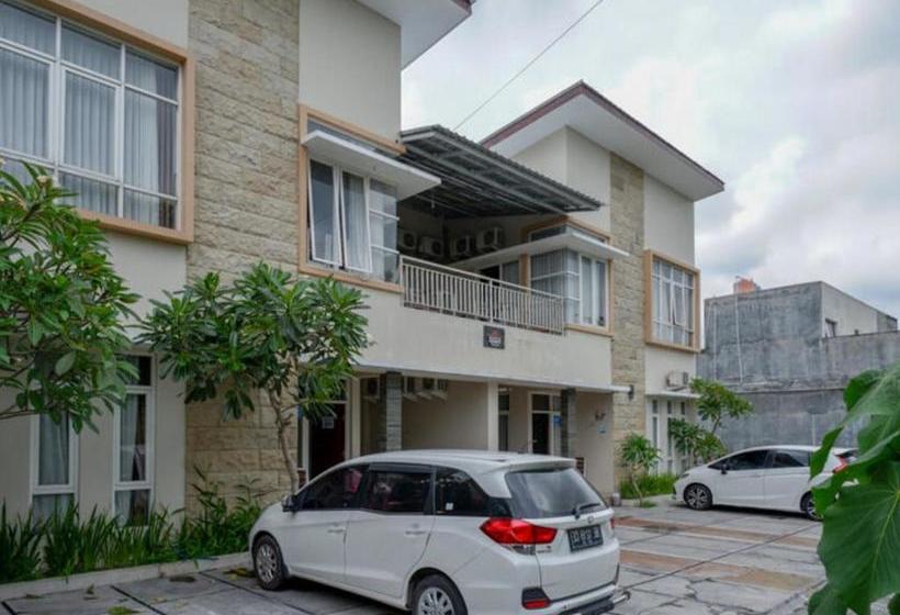 בית מלון כפרי Koolkost @ Jalan Damai