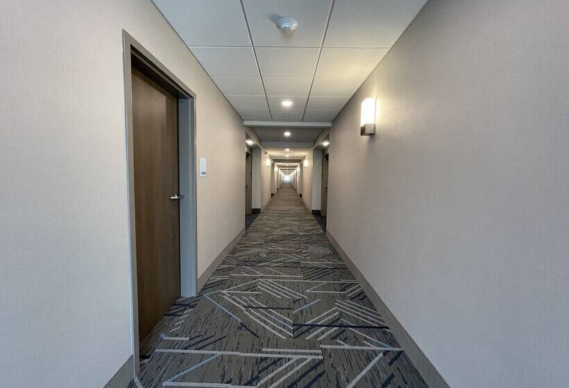 فندق Holiday Inn Express & Suites Ft. Smith Airport, An Ihg