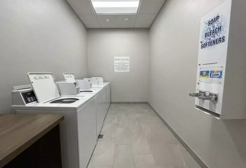 ホテル Holiday Inn Express & Suites   Ft. Smith   Airport, An Ihg