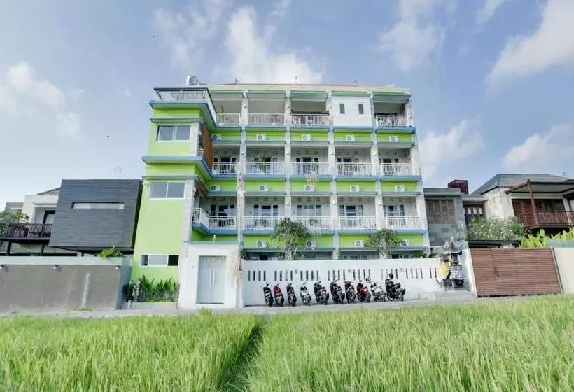 ホテル Pondok Ayu Santorini