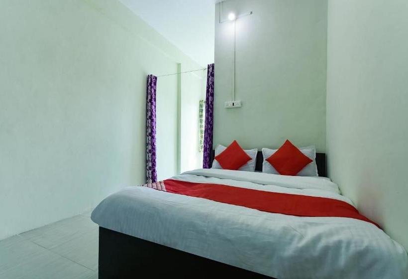 בית מלון כפרי Oyo 75657  Omkar Lodge