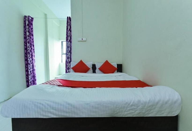 בית מלון כפרי Oyo 75657  Omkar Lodge