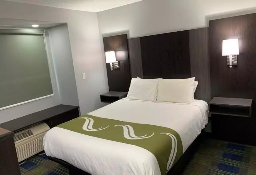 ホテル Quality Inn Owatonna Near Medical Center