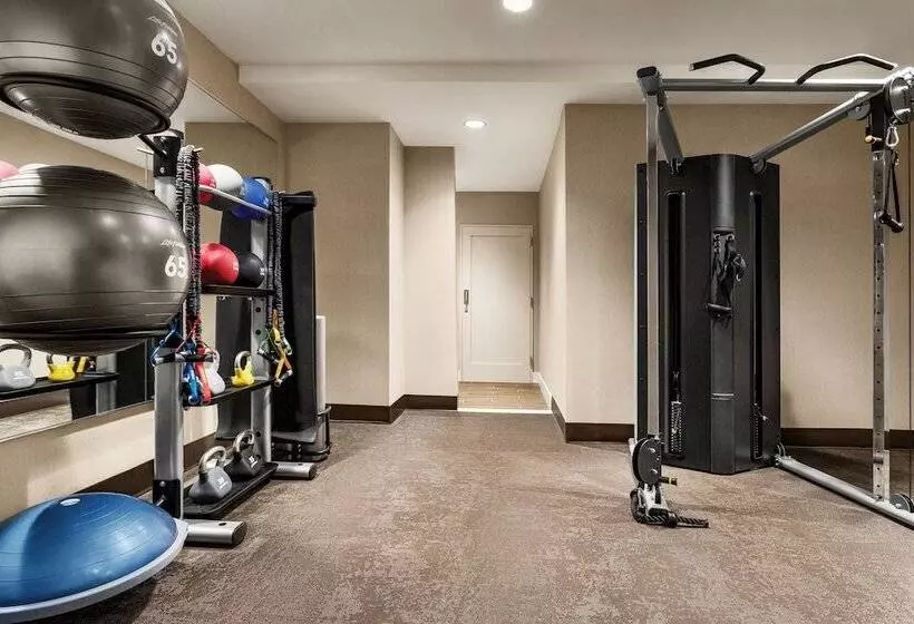 هتل Residence Inn By Marriott New York Jfk Airport