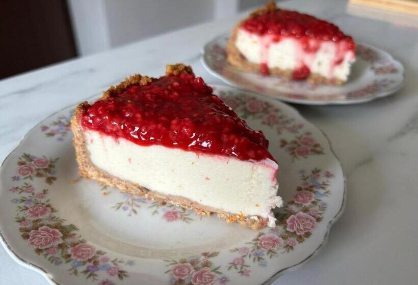 هتل Shushabandi Kazbegi