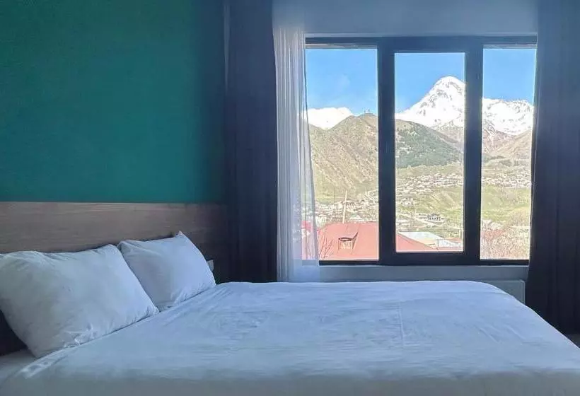 هتل Shushabandi Kazbegi