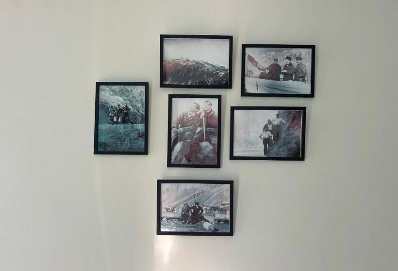 هتل Shushabandi Kazbegi