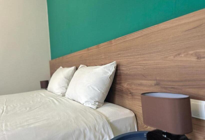 هتل Shushabandi Kazbegi