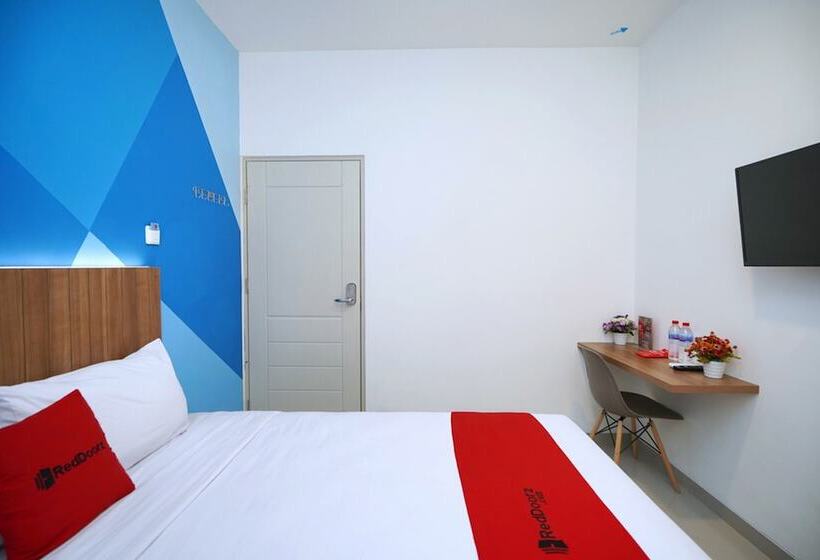 פנסיון Reddoorz Plus @ Terban Residence