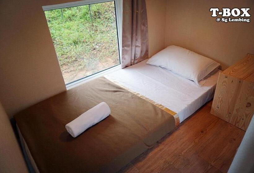 אתר נופש T-box Sungai Lembing
