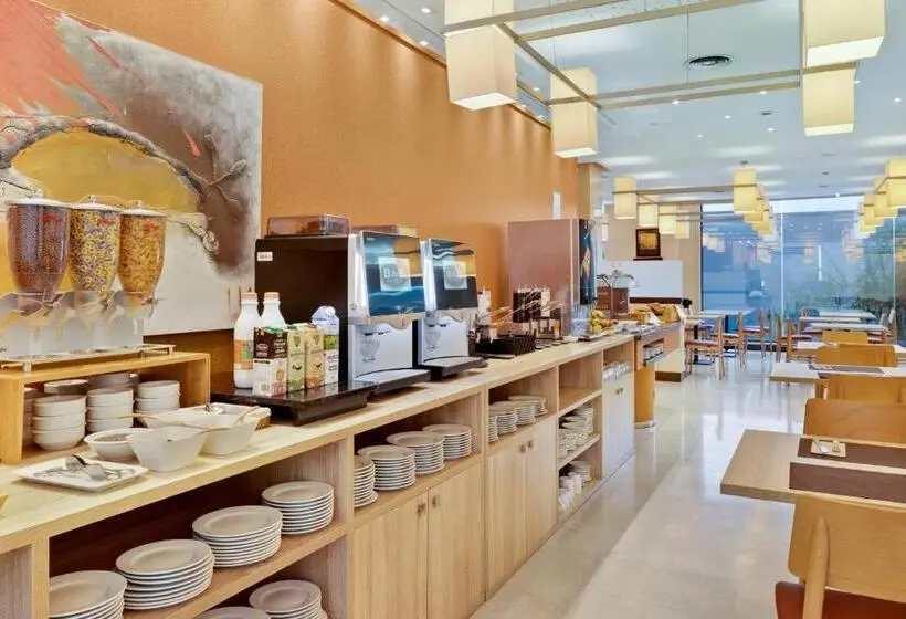 B&B HOTEL Tarragona Valls