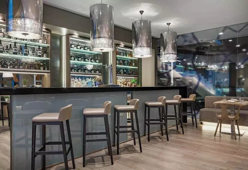 Ac Hotel Burgos By Marriott