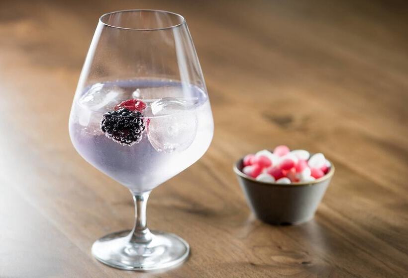 Ac Hotel Burgos By Marriott