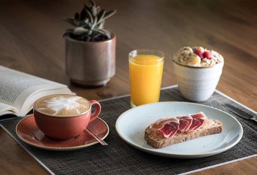 Ac Hotel Burgos By Marriott