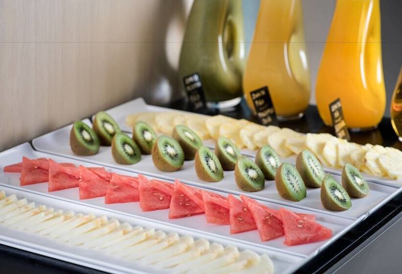 Ac Hotel Burgos By Marriott