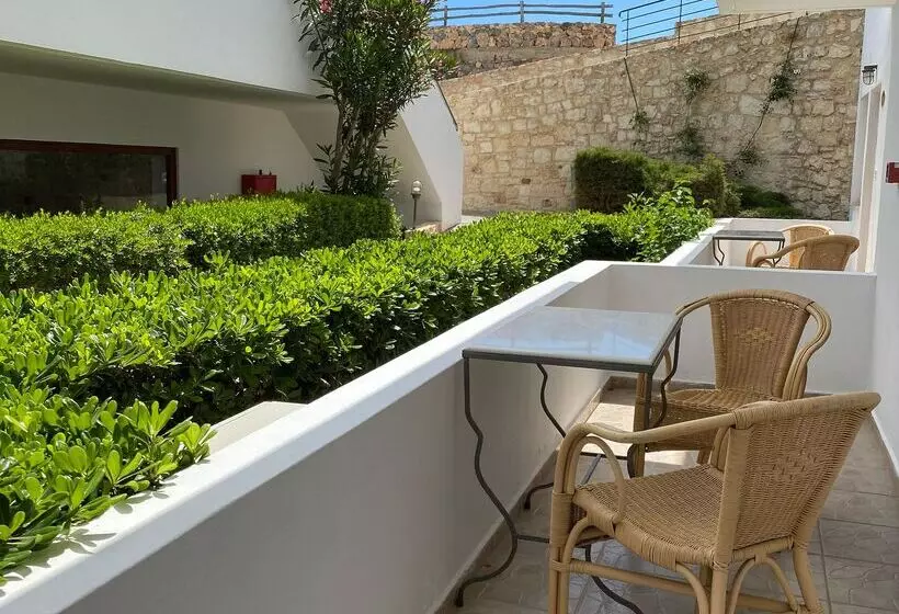 호텔 Amazones Village Suites