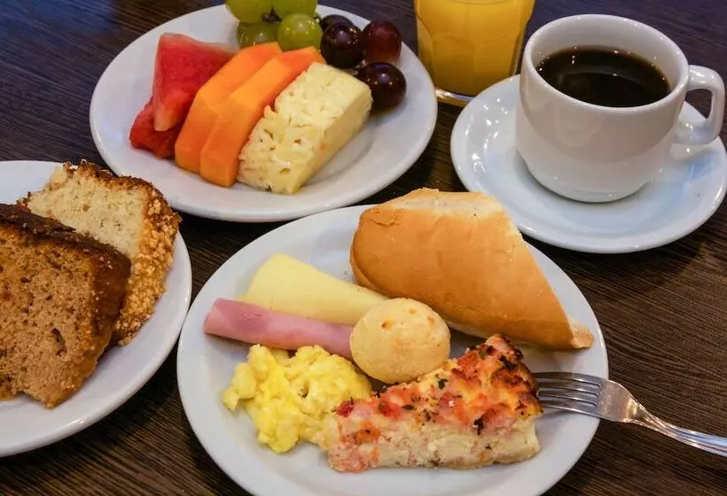 فندق Bristol Centro Civico Curitiba