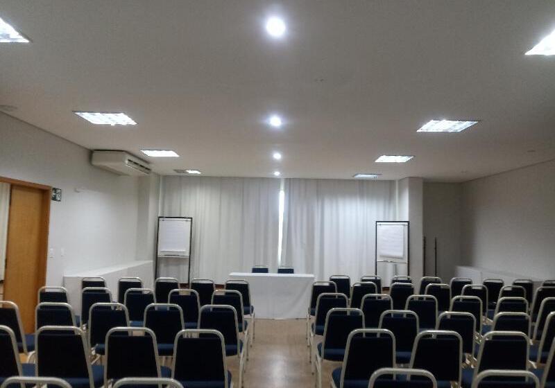 هتل Bristol Centro Civico Curitiba