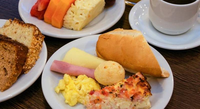 هتل Bristol Centro Civico Curitiba