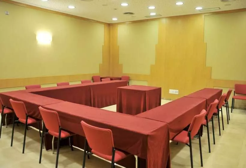 فندق Class Valls