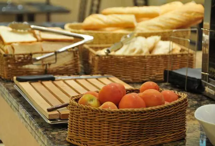 فندق Class Valls