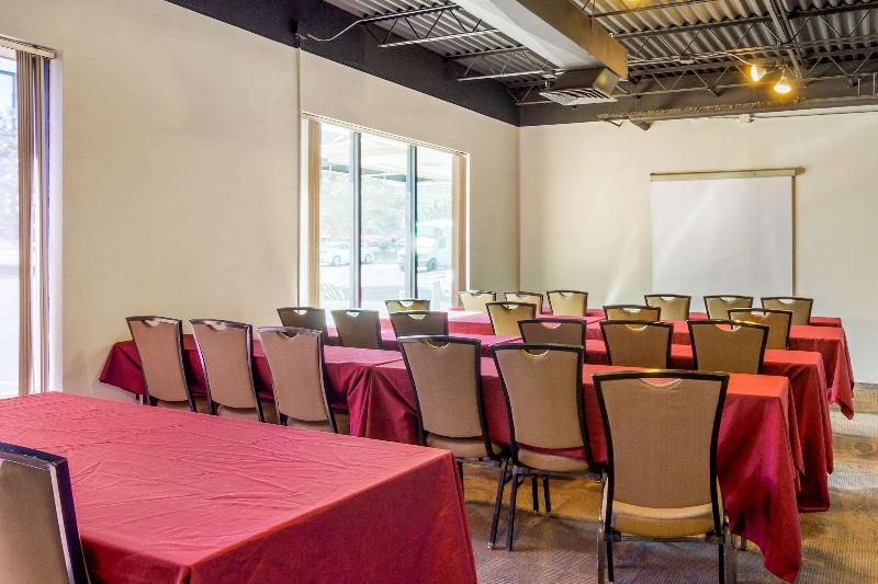 فندق Comfort Inn Denver Central